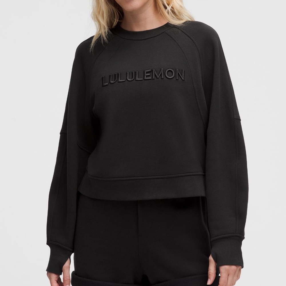 Lululemon Scuba Oversized Pullover *wordmark size M/L in black